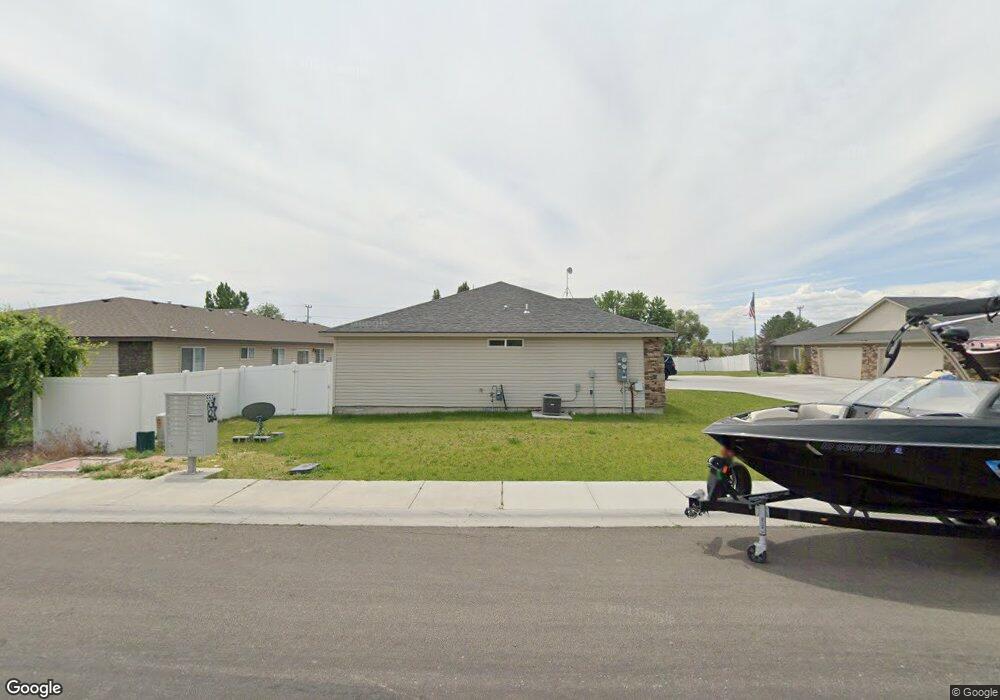 757 Wirsching Ave W, Twin Falls, ID 83301 - photo 1