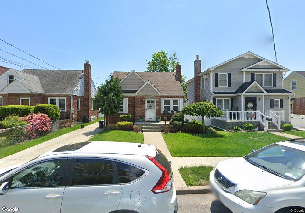 1045 Carukin St, Franklin Square, NY 11010 - photo 1