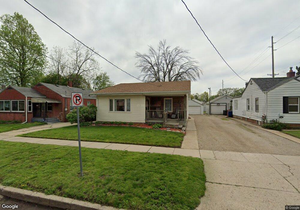 2305 Des Moines St, Des Moines, IA 50317 - photo 1