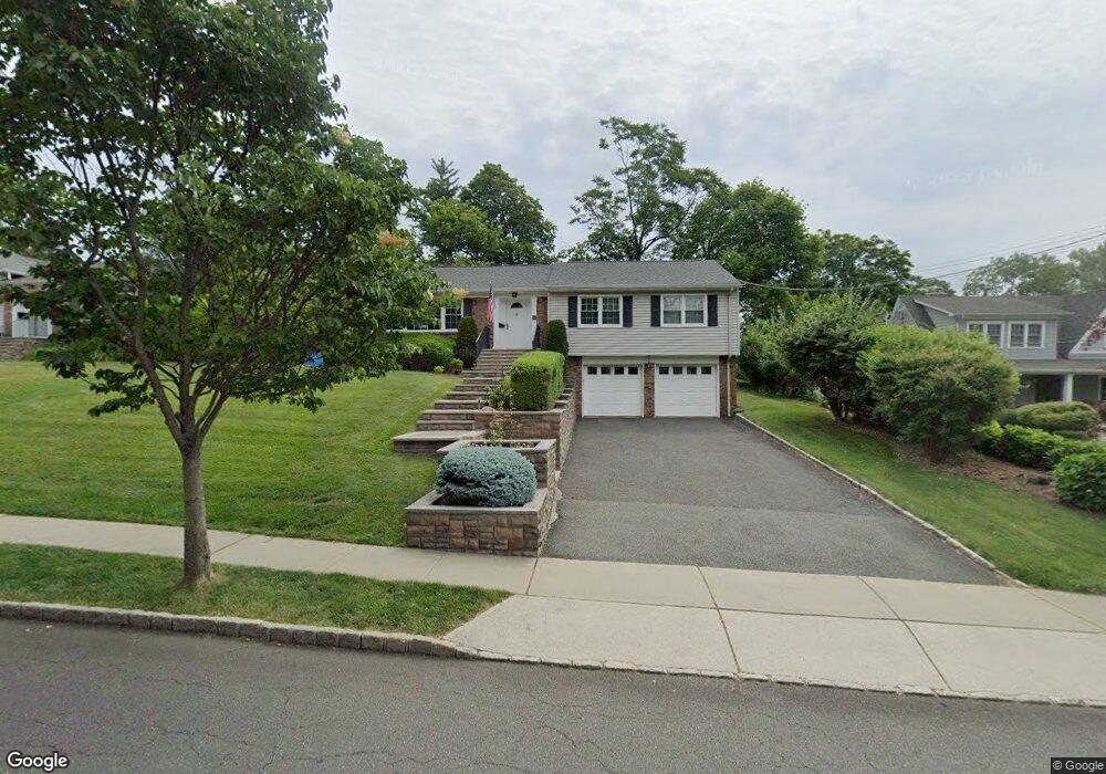 Sold $1,436,135 • Co-Listing Agent