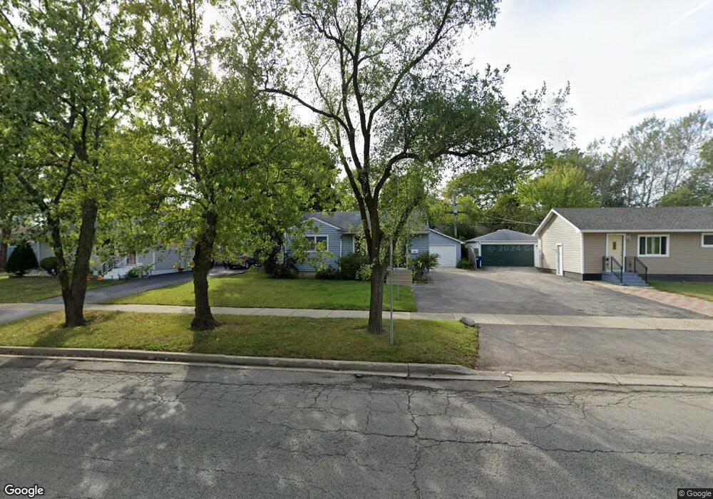 2120 N Mcaree Rd, Waukegan, IL 60087 - photo 1