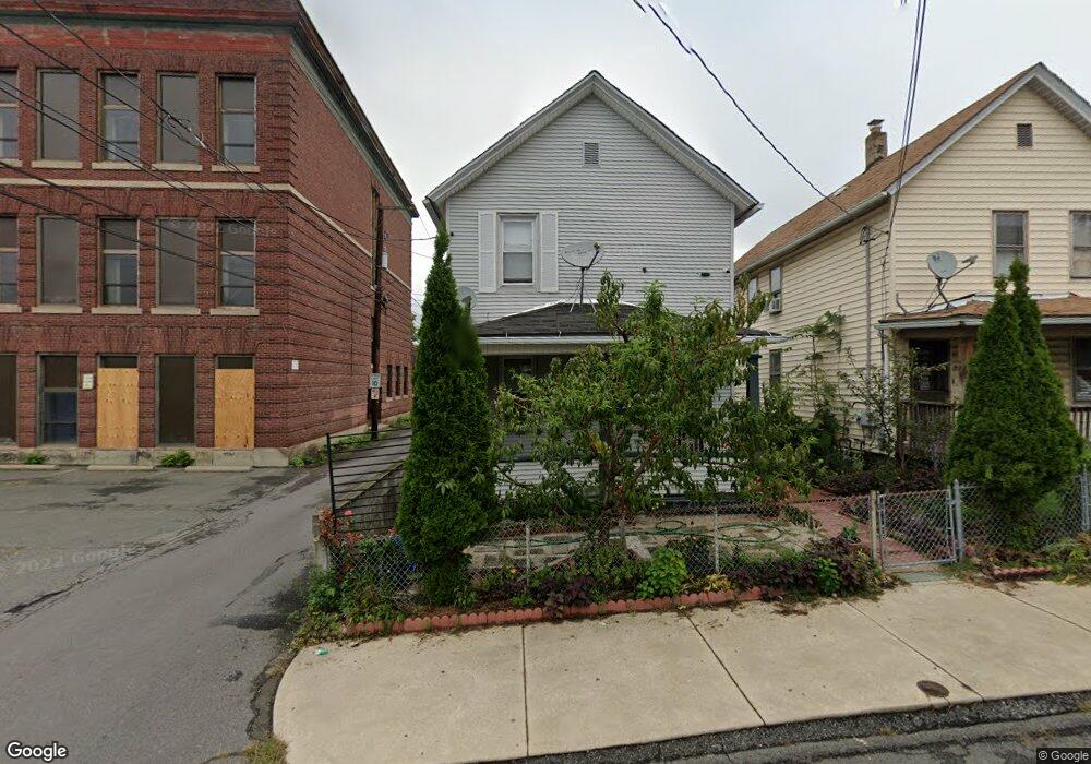 413 Maple St, Scranton, PA 18505 - photo 1