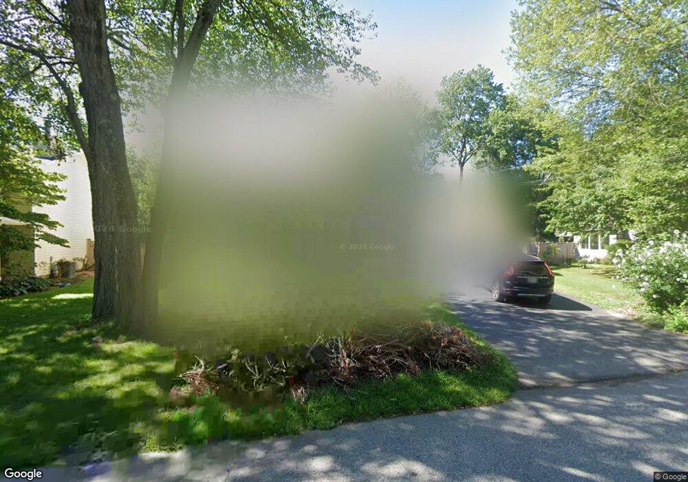 10 Simmons Rd, Barrington, RI 02806 - photo 1