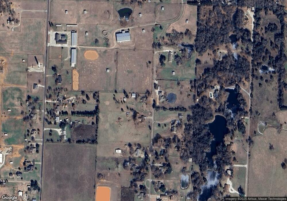 301 W Fox Creek Ln, Whitesboro, TX 76273 - photo 1