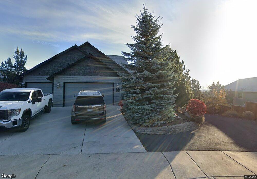 3440 SW Yew Ct, Redmond, OR 97756 - photo 1