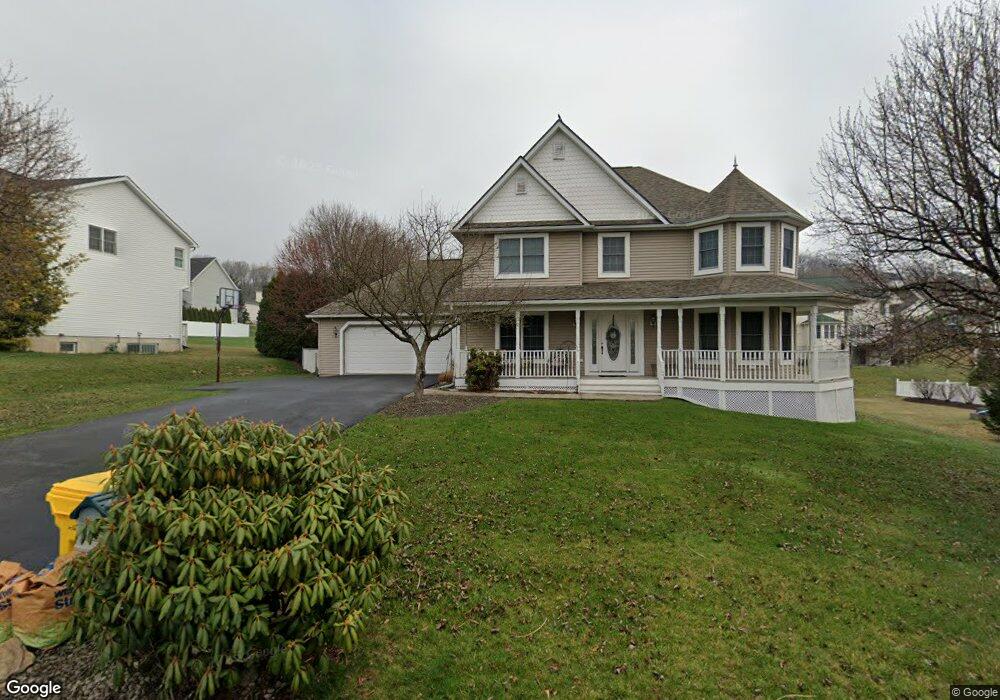 420 Deer Run Dr, Archbald, PA 18403 - photo 1
