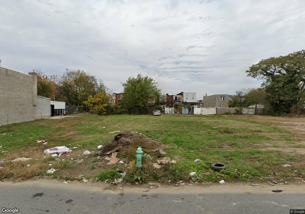 323 Mechanic St, Camden, NJ 08104 - photo 1