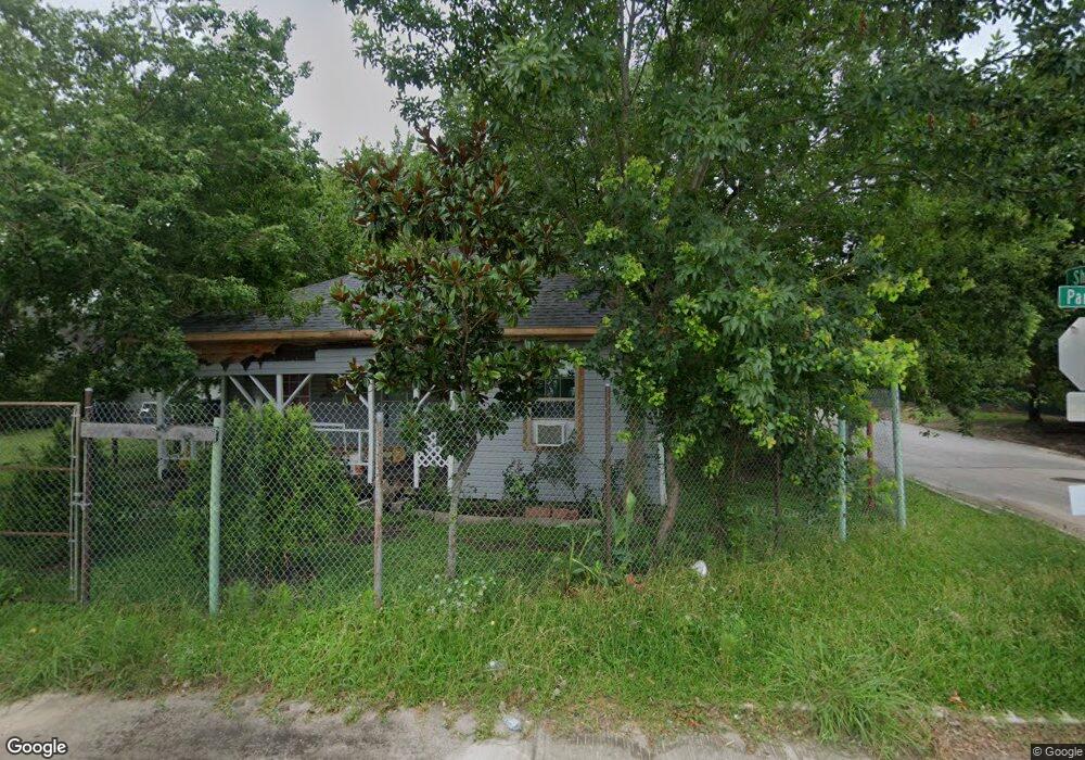 2704 Parker Rd, Houston, TX 77093 - photo 1