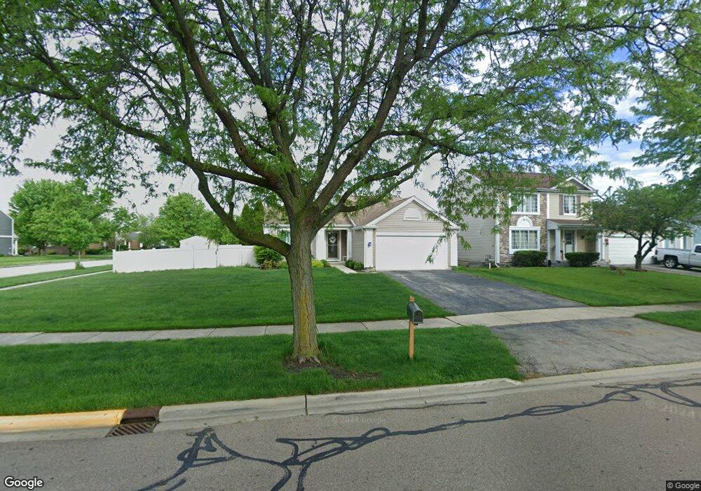 1392 N Elmwood Dr, Aurora, IL 60506 - photo 1