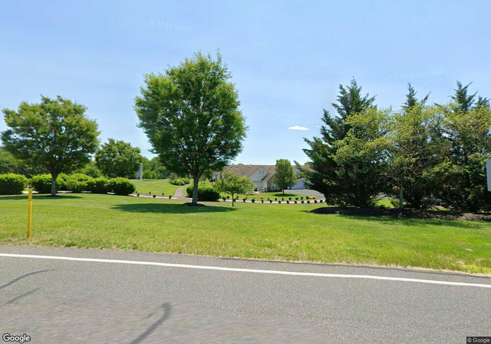 1025 Burgundy Cir, Pennsburg, PA 18073 - photo 1