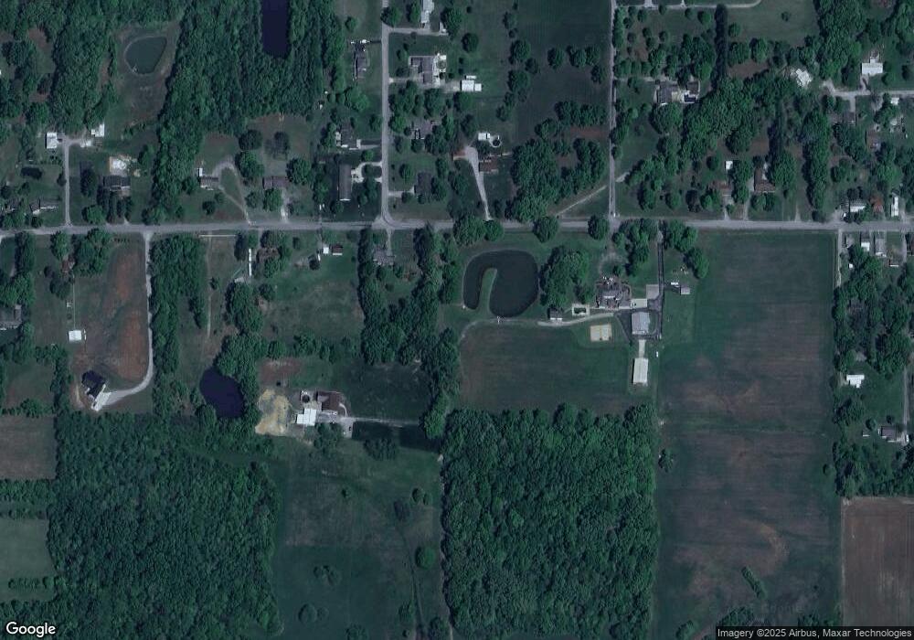 425 Beggs St, Harrisburg, IL 62946 - photo 1