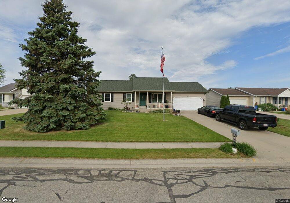 702 N Williams St, Nappanee, IN 46550 - photo 1