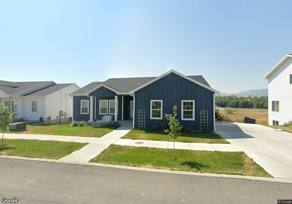 819 W 20 N, Hyrum, UT 84319 - photo 1