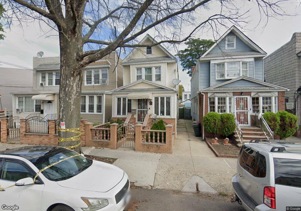 9511 104th St, Ozone Park, NY 11416 - photo 1