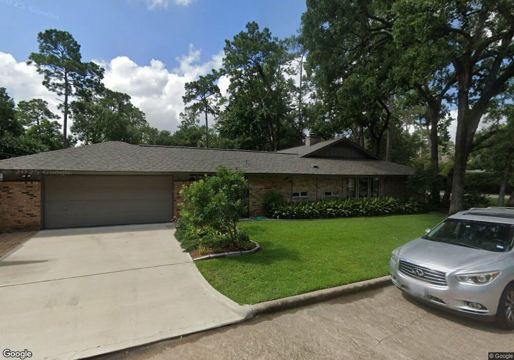 350 E Gaywood Dr, Houston, TX 77079 - photo 1