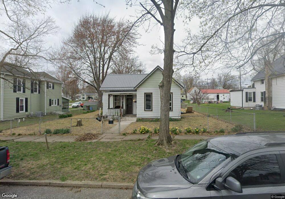 224 E Maple St, Wabash, IN 46992 - photo 1