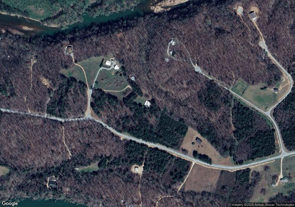 532 Whitaker Bend Rd, Linden, TN 37096 - photo 1