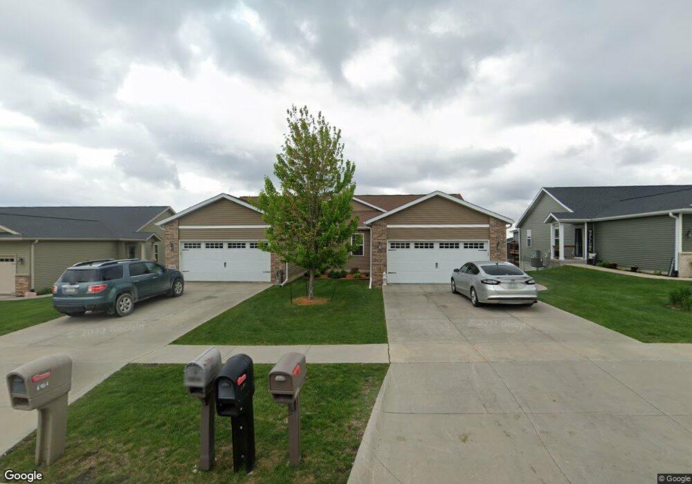 4165 Mourning Dove Dr, Waterloo, IA 50702 - photo 1