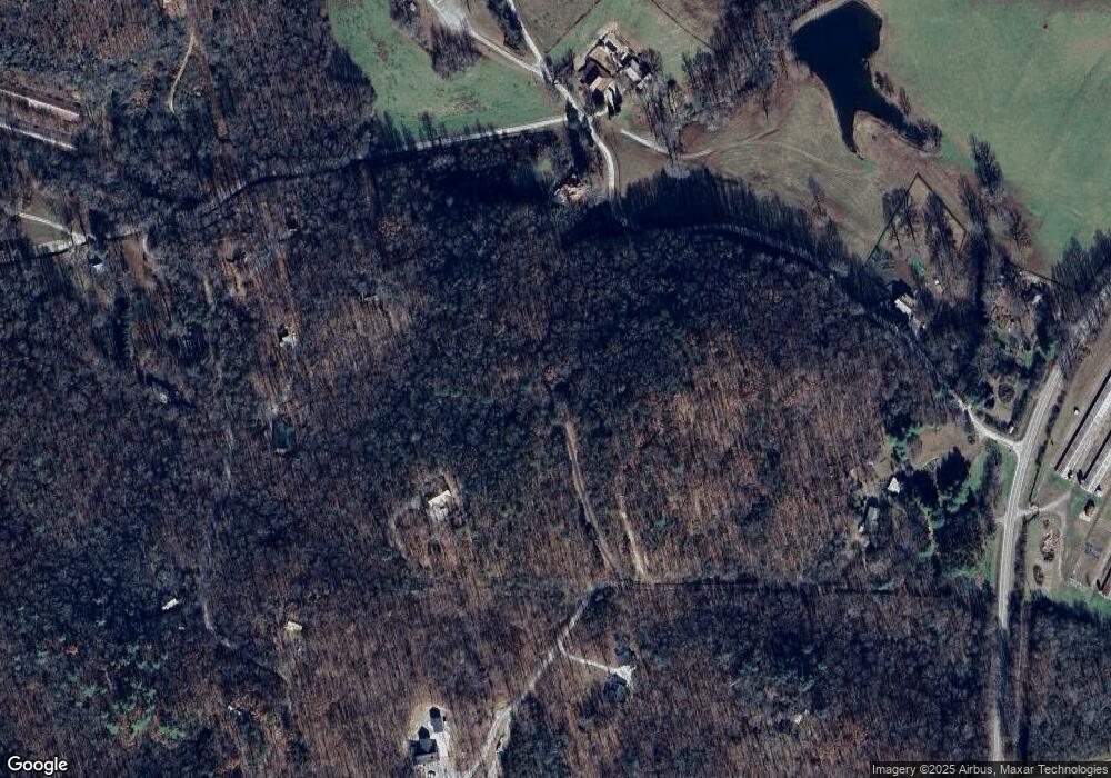 304 Dustin Brook Ln, Clarkesville, GA 30523 - photo 1