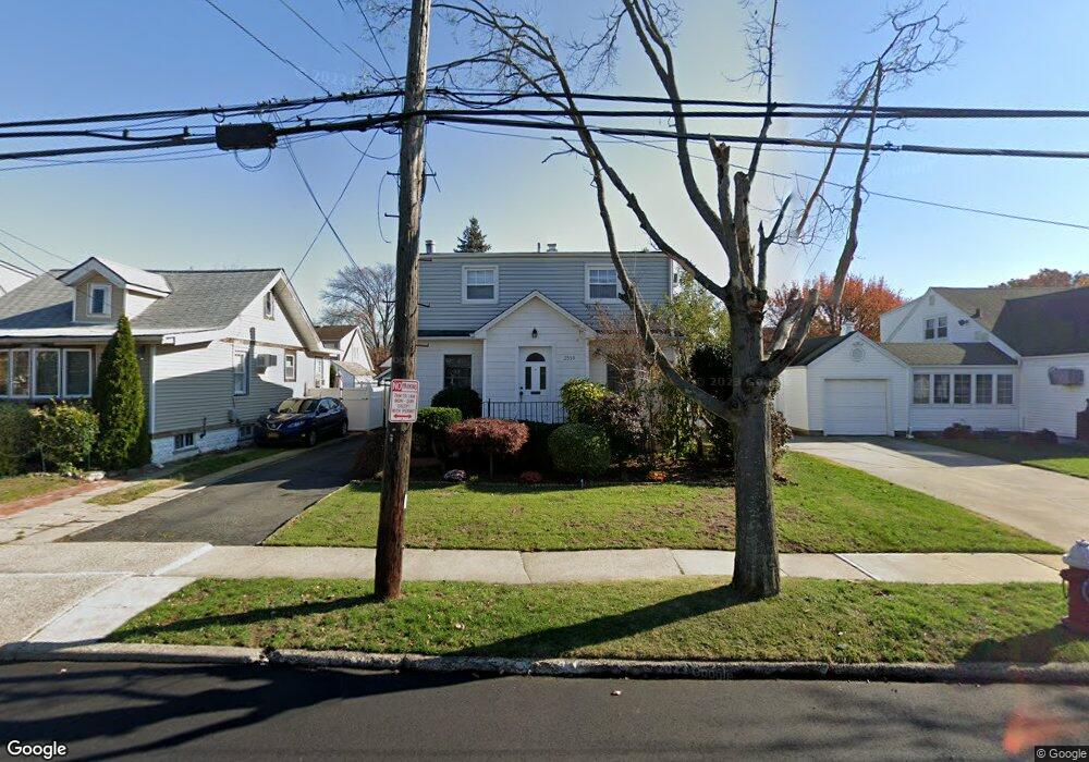 2539 Mount Ave, Oceanside, NY 11572 - photo 1