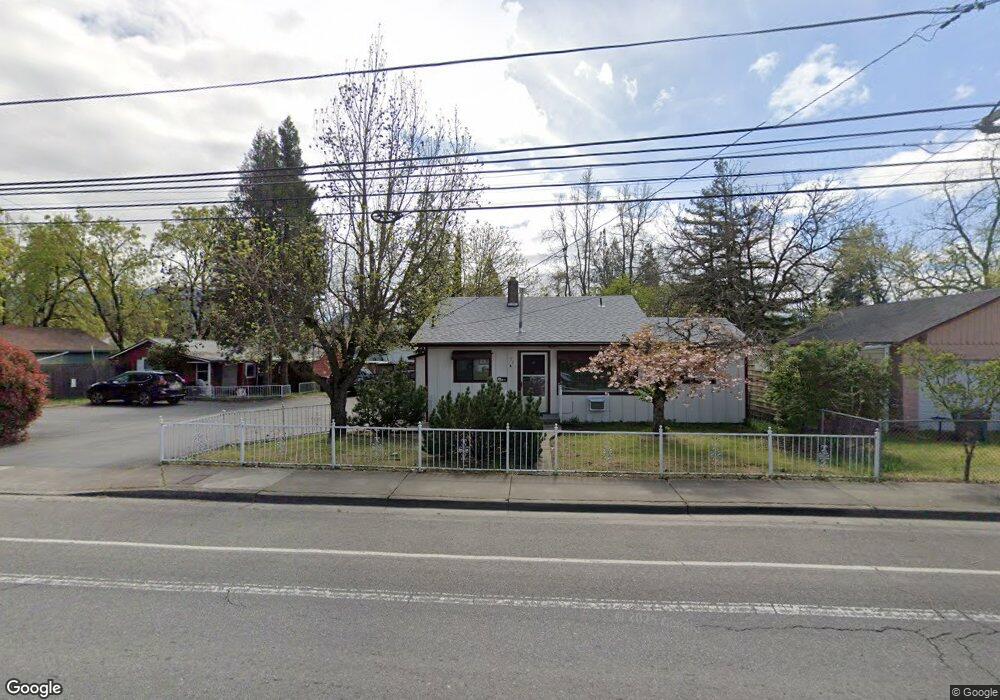 721 SW G St, Grants Pass, OR 97526 - photo 1