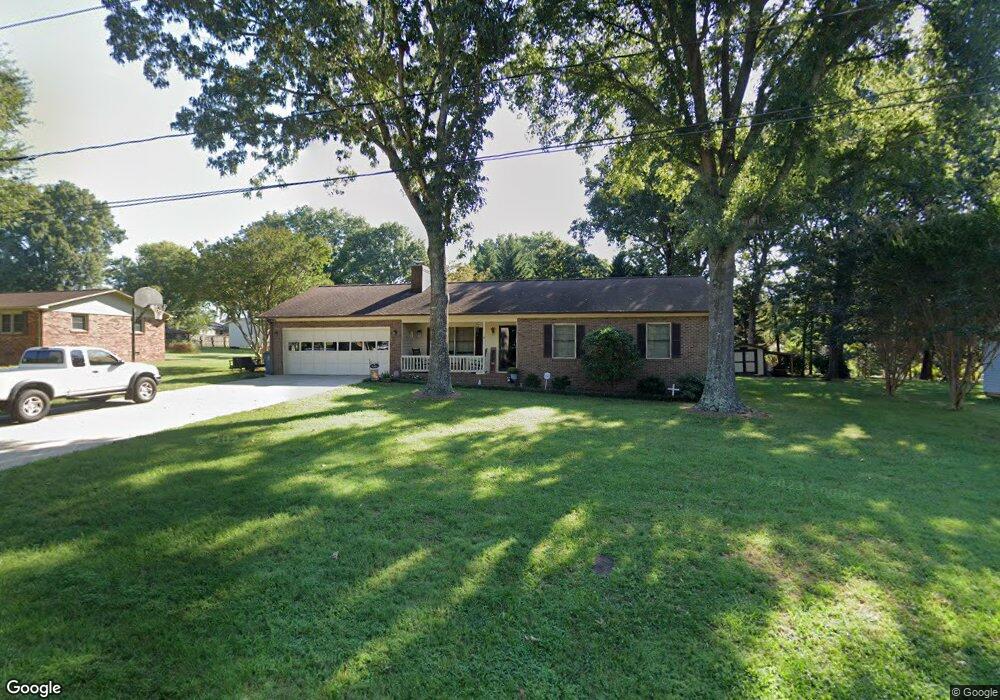 4718 Vernon Dr, Conover, NC 28613 - photo 1