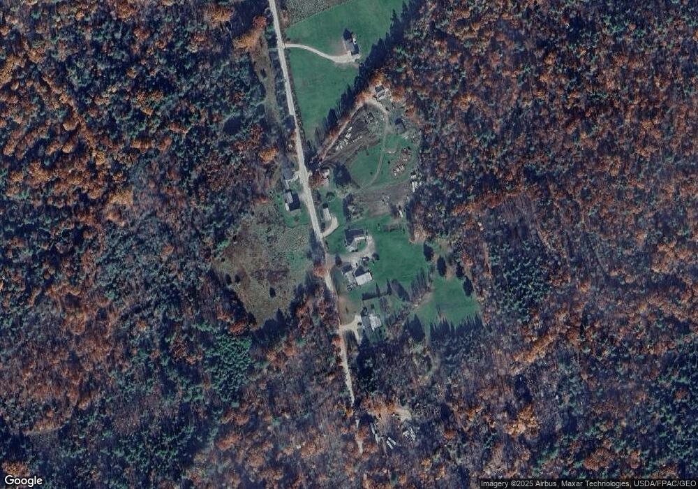 633 Old Stage Rd, Sanbornville, NH 03872 - photo 1