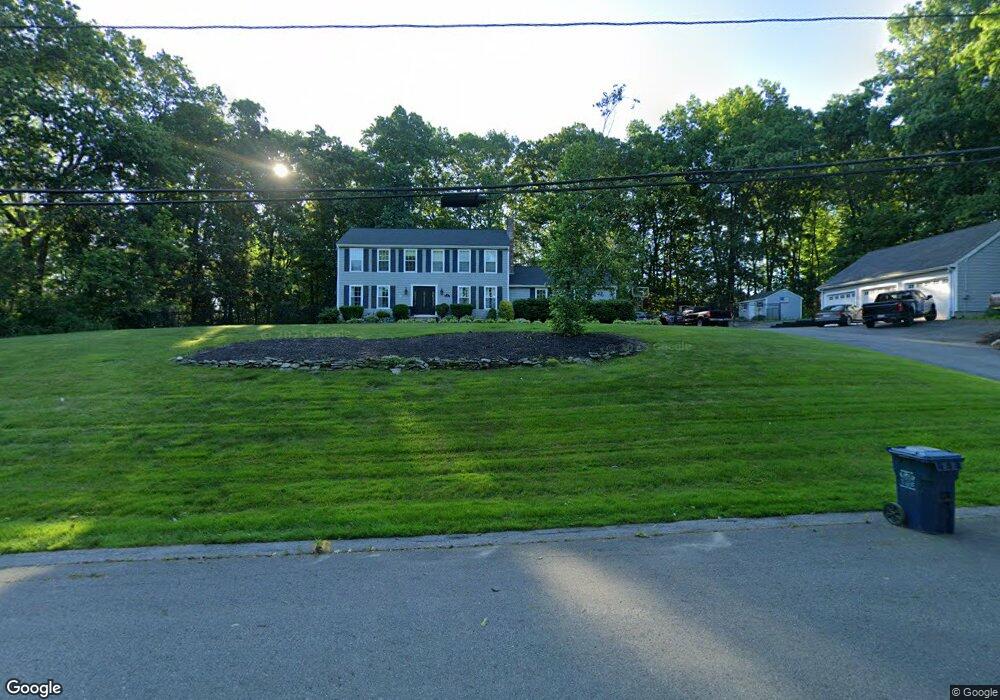 81 Surrey Ln, Dracut, MA 01826 - photo 1