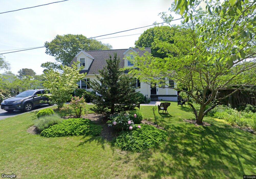 27 Silva St, South Kingstown, RI 02879 - photo 1