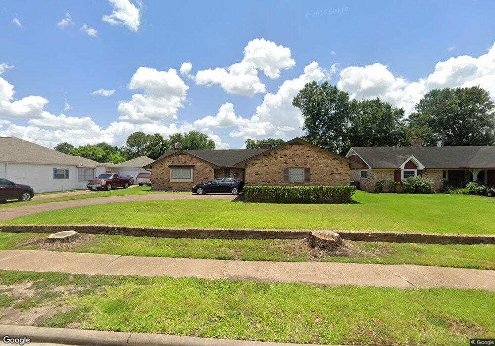 8214 Garden Parks Dr, Houston, TX 77075 - photo 1