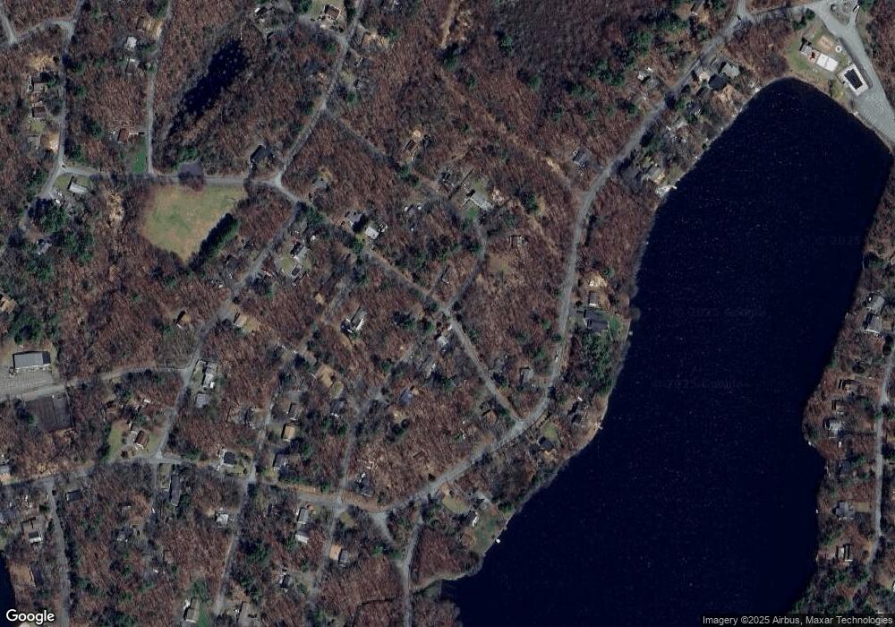 135 Willow Dr, Dingmans Ferry, PA 18328 - photo 1