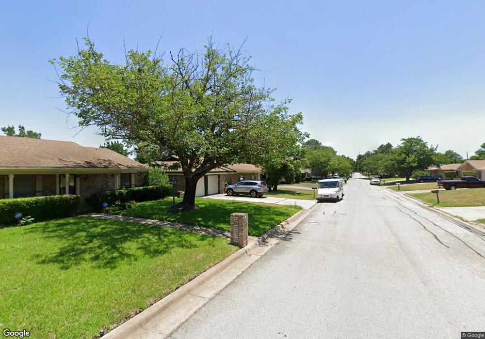 920 Prestwick St, Bedford, TX 76022 - photo 1