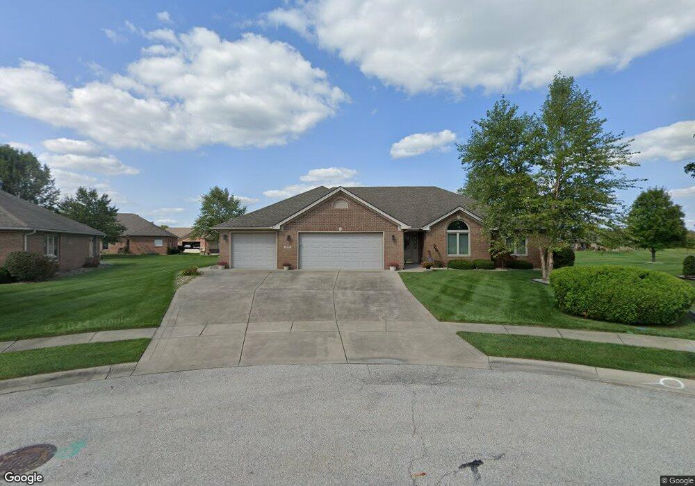 5242 E Harvard Ct, Columbus, IN 47203 - photo 1