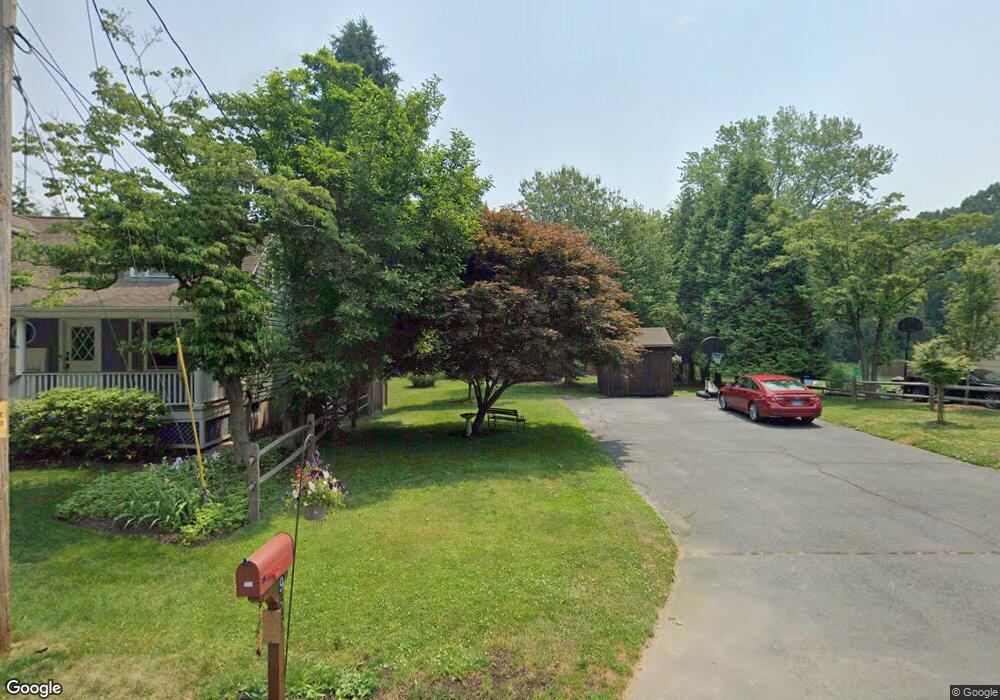 955 S Pine Creek Rd, Fairfield, CT 06824 - photo 1