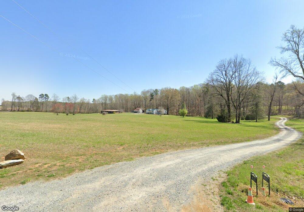 439 Glosson Rd, Siler City, NC 27344 - photo 1