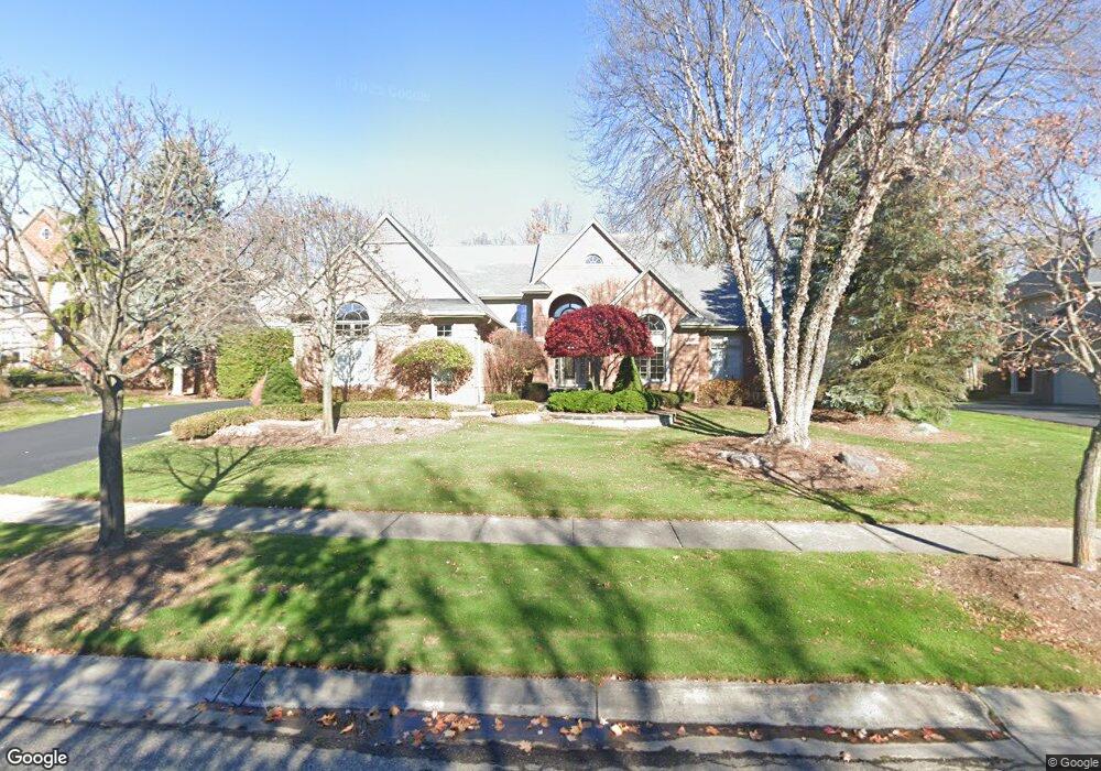 6677 Carlyle Ct, West Bloomfield, MI 48322 - photo 1