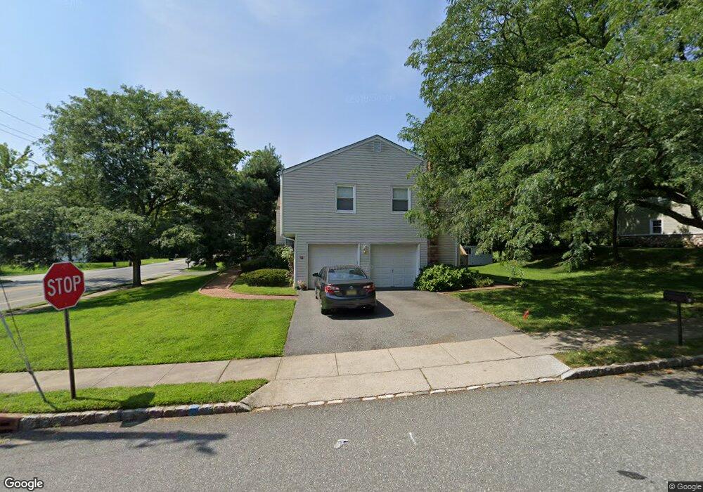 5 Rutherford Ct, Totowa, NJ 07512 - photo 1