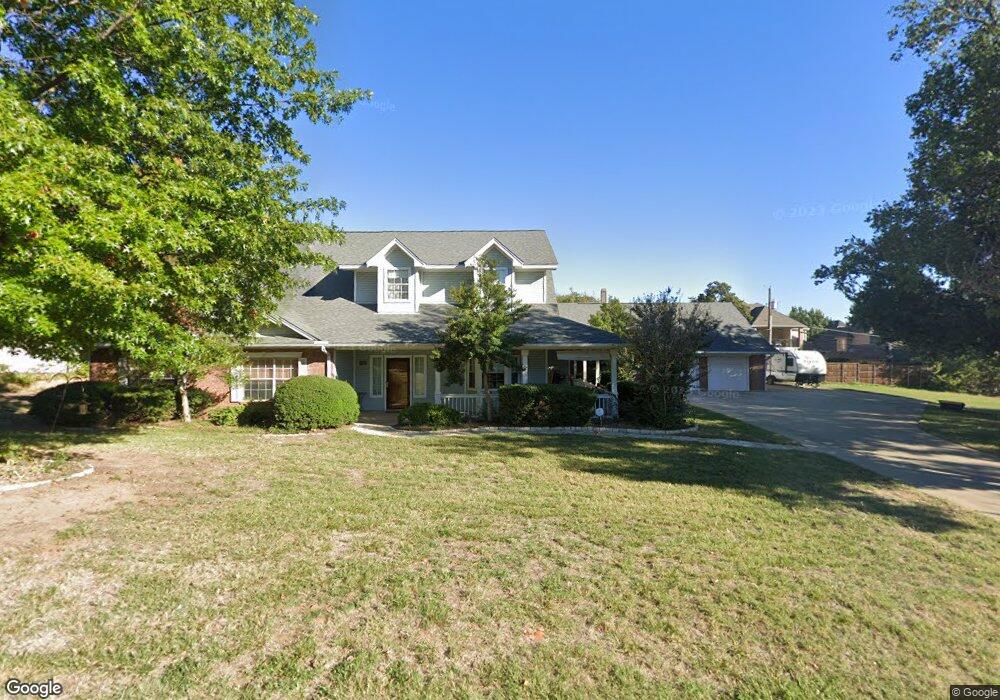 9025 Valleyview Dr, North Richland Hills, TX 76182 - photo 1