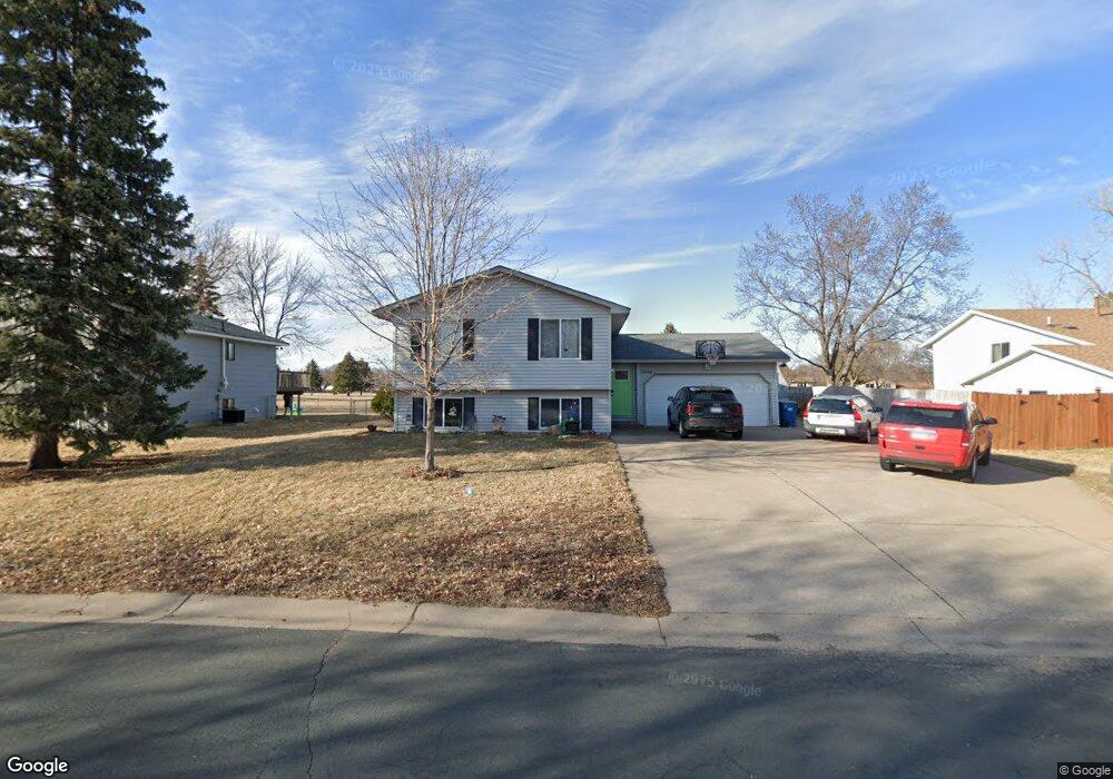 10566 97th Place N, Maple Grove, MN 55369 - photo 1