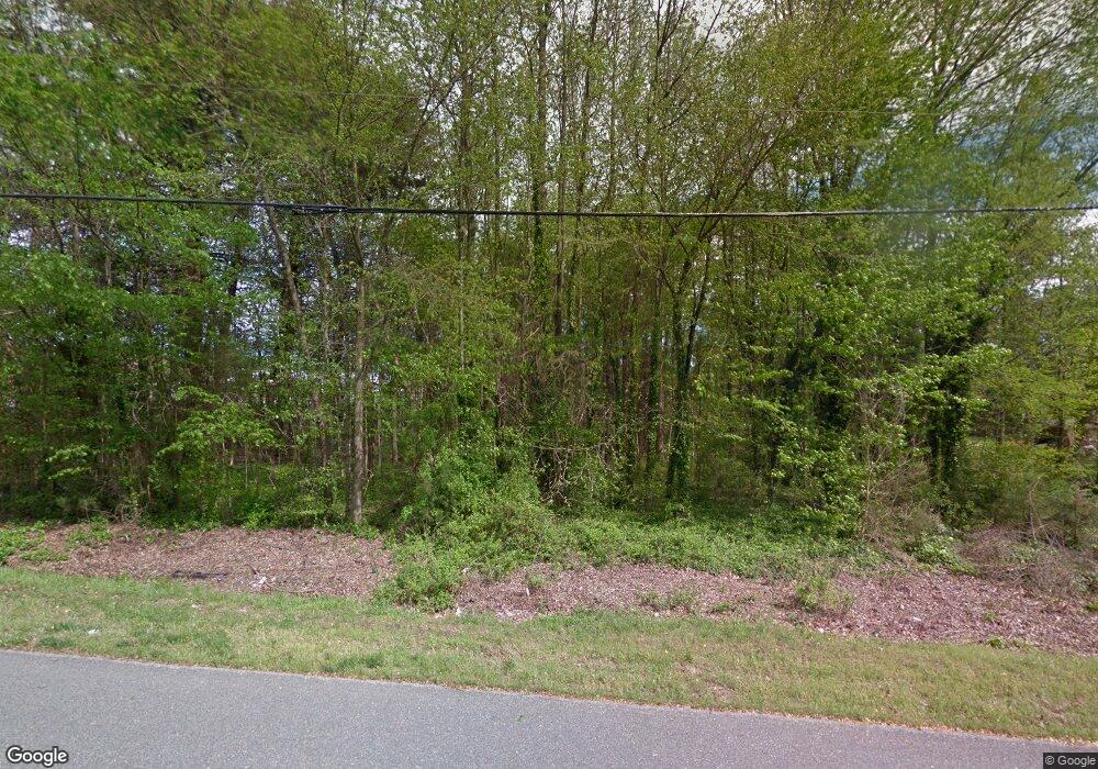 2406 Gardenia Ct, High Point, NC 27265 - photo 1