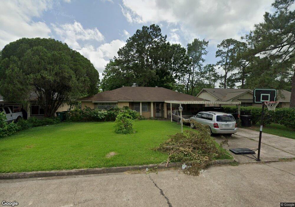 7638 Yoe St, Houston, TX 77016 - photo 1