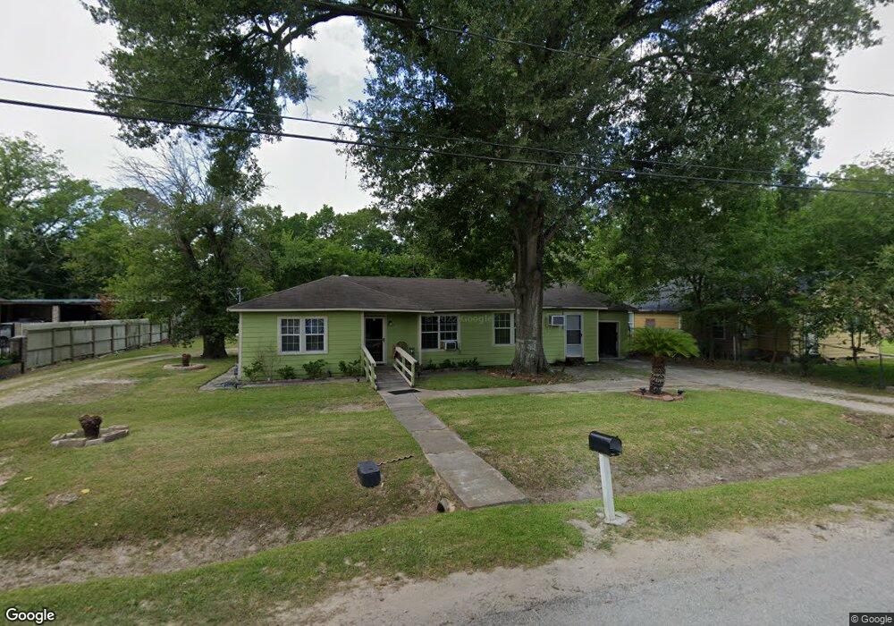 6801 Ezzard Charles Ln, Houston, TX 77091 - photo 1