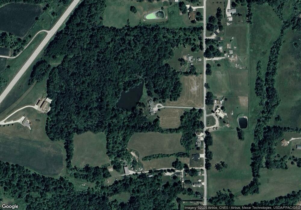 1113 W 8th St N, Newton, IA 50208 - photo 1