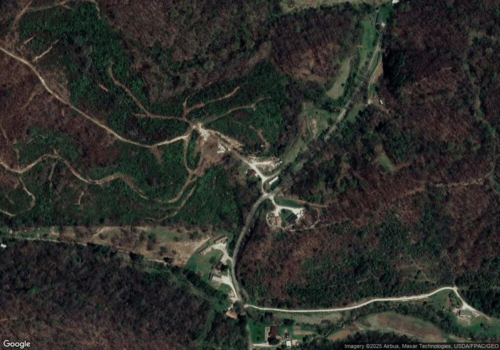 2137 Disterdick Ln, Ironton, OH 45638 - photo 1