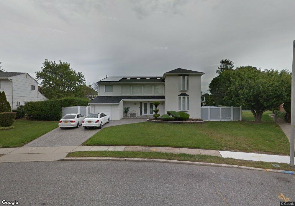 9 Summer Ln, Amityville, NY 11701 - photo 1