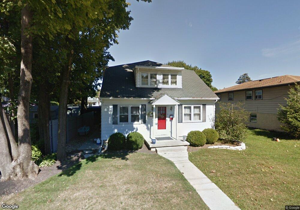 2045 Huckleberry Rd, Allentown, PA 18104 - photo 1