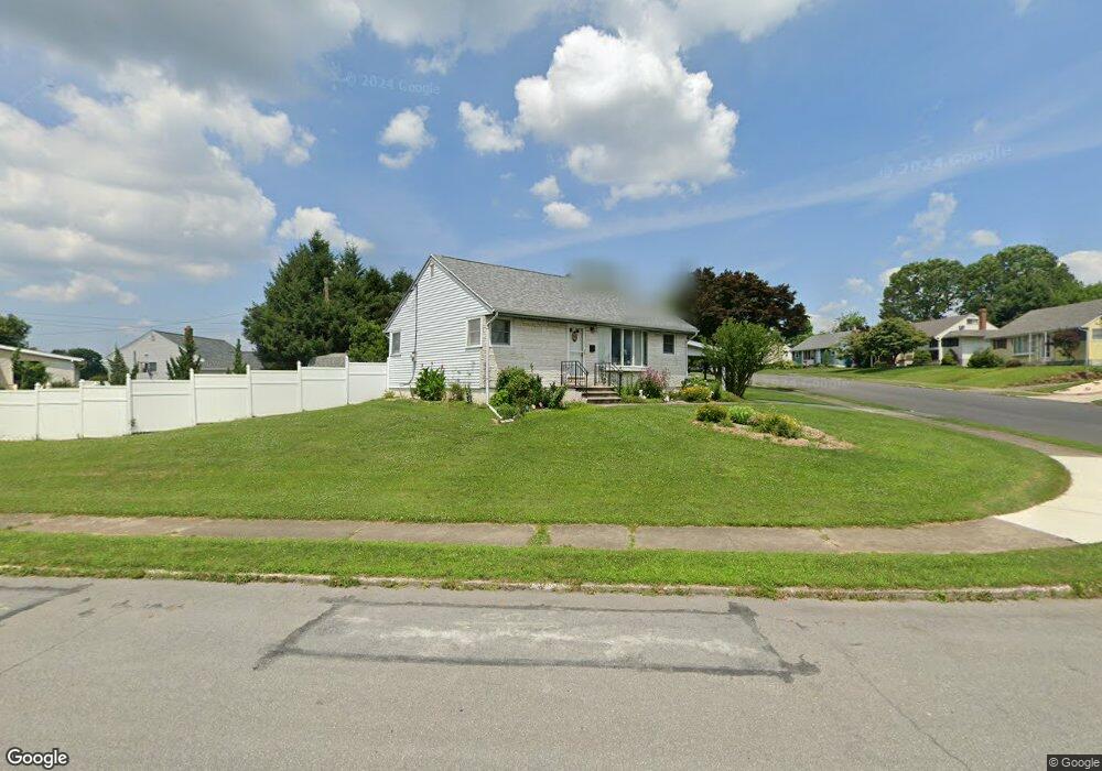 1503 Eastwood Dr, Bethlehem, PA 18018 - photo 1