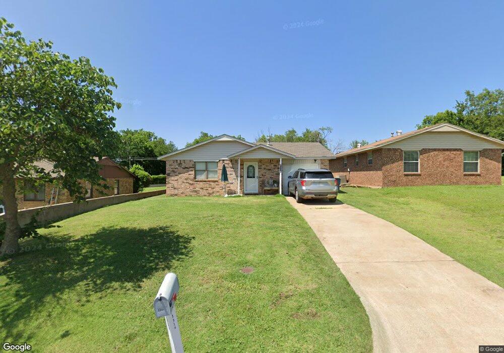 1316 E Broadway St, Cushing, OK 74023 - photo 1
