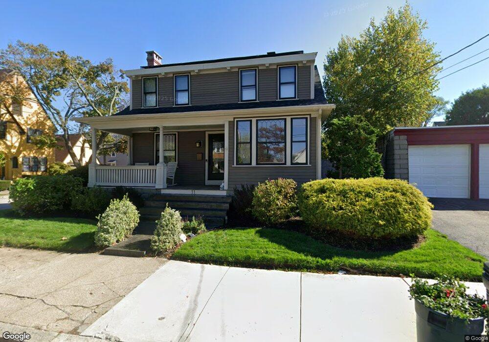 11 Perrin Ave, Pawtucket, RI 02861 - photo 1