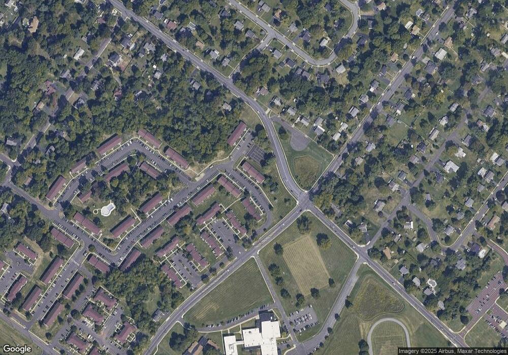 9 Derry Dr, North Wales, PA 19454 - photo 1